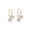 Pendientes de Flor de Perla con Circonita Francesa Ultra Brillante Pendientes Largos de Lujo Ligero con Aspecto de Alta Gama Pendientes de Moda con Temperamento Accesorios de Pendientes Retro para Mujer