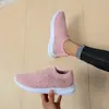2022 Nuevos Zapatos Deportivos Transpirables Casuales de Comercio Exterior con Pedrería Talla Grande Zapatos Tejidos Voladores Malla Tenis de Moda para Mujer