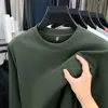 Sudadera de alta calidad para hombre con cuello redondo, nueva moda de otoño, camiseta versátil casual de algodón de manga larga, top básico para hombre