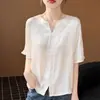 Camiseta de satén de manga corta con cuello de tijera, éxito de verano para mujer, top texturizado de cuello en V medio abierto, camiseta básica de manga corta holgada para mujer