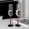 Copa de champán tipo cáliz rojo estilo europeo, copa de cóctel especial de bar de cristal de cristal creativo premium