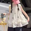 Conjunto Doce e Fofo para Meninas Verão 2026 Nova Moda Tendência Conjunto de Duas Peças com Top Bordado Floral Sem Mangas e Shorts