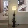 Lámpara de Pie Decorativa Estilo Columna Romana Retro Italiana para Sala de Estar Lámpara de Mesita de Noche para Dormitorio Lámpara de Pie con Forma de Ajedrez