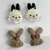 Conejo de Peluche con Botones Accesorios de Lazo Pinzas para el Cabello Fundas para Teléfono Bolsos Zapatos Calcetines Accesorios de Ropa Decoraciones DIY
