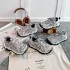 Zapatos de Malla para Senderismo Infantil Modelo Nuevo Otoño/Invierno 2026, Bloques de Color Transpirables Anticolisión Resistentes al Desgaste Zapatos Deportivos para Exteriores para Niños y Niñas