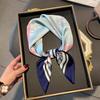 Lenço quadrado pequeno azul lenço de seda feminino proteção para o pescoço primavera e outono comissária de bordo combinação com roupa de negócios camisa lenço fino 70x70