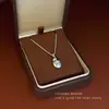 Collar de Flor Dorada para Mujer, Cadena Retro para Clavícula, Collar Sencillo y Elegante Incrustado de Diamantes, Regalo de San Valentín, Electrochapado en Oro Real