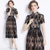 2024 primavera y verano nuevo comercio exterior europeo y americano para mujer vestido wish Hepburn negro con cuello manga corta encaje calado