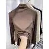 Camiseta Sencilla de Gama Alta con Cuello Medio Alto Nuevo de Otoño e Invierno Base de Cuadros Jacquard de Terciopelo Negro Dorado para Mujer