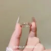 Anillo de Flor de Diamante Rosa de Lujo Ligero y Gama Alta, Estilo Moderno, Suave y Dulce, Adecuado para el Viaje Diario, Anillo Creativo y Versátil