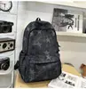 Mochila con Letras Estilo Trendy Cool Hoshino para Estudiantes, Fiestas, Ambiente Oscuro, Casual, Versátil, para Viajes y Uso Diario