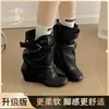Botines Blancos de Tacón Grueso para Mujer Otoño 2026 Nuevo Estilo con Faldas Suela Suave que Aumentan la Altura Retro Adelgazantes Botas para Pantalones