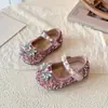 Sapatos macios para bebês de 0 a 1 ano, sapatos de princesa para outono e inverno, sapatos de caminhada estilosos e brilhantes para bebês e crianças pequenas meninas