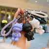Llavero de Muñeco Oso de Moda con Cordón de Cuero Trenzado y Orejas de Gato de Resina, Adecuado para Niños, Estudiantes, Colgantes para Mochila, Regalos para Niños