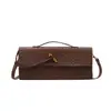 Bolsos de Tendencia Transfronterizos para Mujer 2025 Nuevo Tejido Bolso de Hombro de Cuero Suave Bolso de Noche Bolso Baguette Medieval Bolso de Mano Crossbody