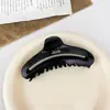 Pinza para el Cabello Hueca de Media Luna Estilo Coreano 2026 Nuevo Modelo Estilo de Lujo de Gama Alta Pinza de Tiburón para la Parte Posterior de la Cabeza, Moderna y a la Moda