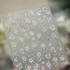 Adesivos para Unha Flor de Prata e Branca Simples de Alta Qualidade Tiesu M-1299 Estilo Suave Diário Adesivos para Unha Florais e Borboletas