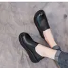 Zapatos de plataforma retro con punta redonda para aumentar la altura para mujer, nuevo estilo 2026 zapatos casuales sin cordones con suelas gruesas y suaves, zapatos de cuero perezoso para mujer