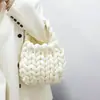 Tela de hilo islandés extra gruesa transfronteriza para bolsa de algodón rellena en el centro DIY para tejer a mano bolso de mano de moda estilo coreano hecho en casa bolso bandolera