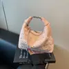 Bolsa de Mão Prata Feminina 2025 Novo Design de Nicho Bolsa Transversal com Corrente Bolsa de Trabalho de Alto Padrão para o Verão