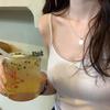 Camisola Corta de Encaje Floral de Moda con Hermoso Diseño en la Espalda para Usar en Capas, Popular en Redes Sociales, Adecuada para Chicas Atrevidas y Estudiantes