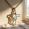 Collar con Colgante de Manos Rezando de Acero Inoxidable Transfronterizo para Hombres y Mujeres, Joyería de Accesorios con Diseño de Moda y Personalizado