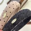 Diadema de Felpa Estilo Francés Retro con Letras y Lunares, Diadema Simple y Versátil de Parte Superior Alta para Mujer, Nuevo y Elegante Accesorio para el Cabello