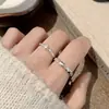 Anillo Minimalista Cool de Mariposa Hueca para Mujer, Diseño de Nicho de Moda, Anillo Abierto Delgado, Anillo para Dedo Índice, Moderno