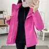 Jaqueta três em um para uso externo e viagens, jaqueta softshell de alta qualidade para esportes e atividades ao ar livre femininas, corta-vento masculino, impressão personalizada com logotipo