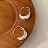 Pendientes de plata de ley S925 con forma de C grande cepillada para mujer, con gancho curvo, sensación fresca, con forma ovalada, temperamento geométrico, combinables con todo.