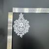 Leite de seda Diamante Xadrez laço flor bordado acessórios de comércio exterior roupas infantis solúveis em água bolso patch pano patch laço