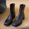 Botines de tacón alto para mujer Chuyuji 2026 Otoño/Invierno Nuevos Botines tipo Martin de punta cuadrada para mujeres petite con tacón grueso para un look estilizado