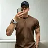 Camiseta deportiva de manga corta de algodón puro de marca moderna para hombre, cuello redondo, ropa casual de entrenamiento para fitness, top transpirable, estilo americano para hombres jóvenes, verano