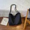 Bolsa Saco Textura Casual Simples Fashionável Tendência Outono 2026 Nova Chegada Bolsa de Grande Capacidade Bolsa de Ombro Estilosa Feminina