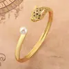 Distrito Lu Moda Transfronteriza Nuevo Pulsera de Cabeza de Leopardo Chapada en Cobre y Oro Zirconio Creativo Animal Hueco Pulsera Venta al por Mayor