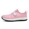 Nuevos zapatos de golf para exteriores transfronterizos, antideslizantes e impermeables, zapatos casuales para hombre y mujer, zapatos de viaje resistentes al desgaste con hebilla, en stock