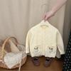 Traje de suéter francés para bebé niña Primavera y otoño Cárdigan bordado Estilo bebé a cuadros Combinación de colores Encaje Pantalones rectos