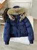Súper hermosa chaqueta acolchada de algodón versátil estilo retro americano 2026 nueva para invierno, abrigo corto grueso adelgazante acolchado de algodón para mujer