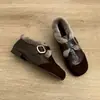 Sapatos de pelúcia quentes de boca funda para mulheres 2026 modernos estilosos outono e inverno novos Mary Janes sapatos peludos sapatos mocassins