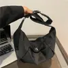 Bolso de Hombro Versátil de Moda Bolso Pequeño para Mujer Nuevo Modelo 2025 Bolso Tipo Dumpling de Alta Calidad Bolso Cruzado Elegante de Gran Capacidad