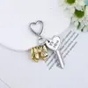 Nuevo Llavero de Resina con Lazo Dorado y Corazón Plateado de Aleación Colgante Decorativo Pequeño Adorno para Bolso Funda de Teléfono