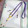 Nuevo Collar de Amatista Estilo Chino con Diseño de Dios de la Riqueza de Cinco Vías, Presentando un Pulsera y Collar de Tres Círculos Hechos de Arenisca Antigua Chapada en Oro