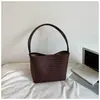 Bolsa tipo balde texturizada em trama retrô estilo coreano, nova coleção de verão 2026, design minimalista e único, adequada para o dia a dia, bolsa de ombro ou bolsa de axila