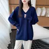 Colección Otoño 2026: Suéter Pulóver de Punto de Siete Agujas de Lana Pura, Engrosado, Cuello en V Oversize, de Longitud Media para Mujer, en Estilo Relajado