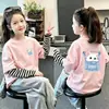 Camiseta listrada de manga longa para meninas, nova coleção outono 2026, algodão puro, top super estiloso, perfeita como camada interna ou camiseta básica para meninas