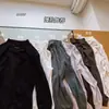 Nova Camiseta Feminina Básica Versátil de Manga Longa com Gola Redonda, Cor Lisa, Quente, com Detalhes em Folha de Ouro Escovada, para Outono e Inverno