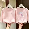 Camiseta de manga larga de algodón puro para niñas lindas, nuevo estilo primavera y otoño 2026, top infantil estiloso, camiseta básica casual para niños mayores