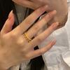 Anillo abierto de lujo con borlas y encaje ondulado de estilo libro de equitación rojo para mujer, elegante, a la moda, combinable con todo, elegante y ligero.