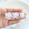 Flor de trébol de cinco pétalos con gradiente de sinfonía electrochapada Flor de resina Accesorios para el cabello de moda hechos a mano Pasador Diadema Material de bricolaje