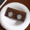 Novedad Primavera Verano 2025 Estilo Corazón Circonita Estilo Retro Hong Kong Flores Pendientes Diseño Nicho Pendientes de Gama Alta Elegantes